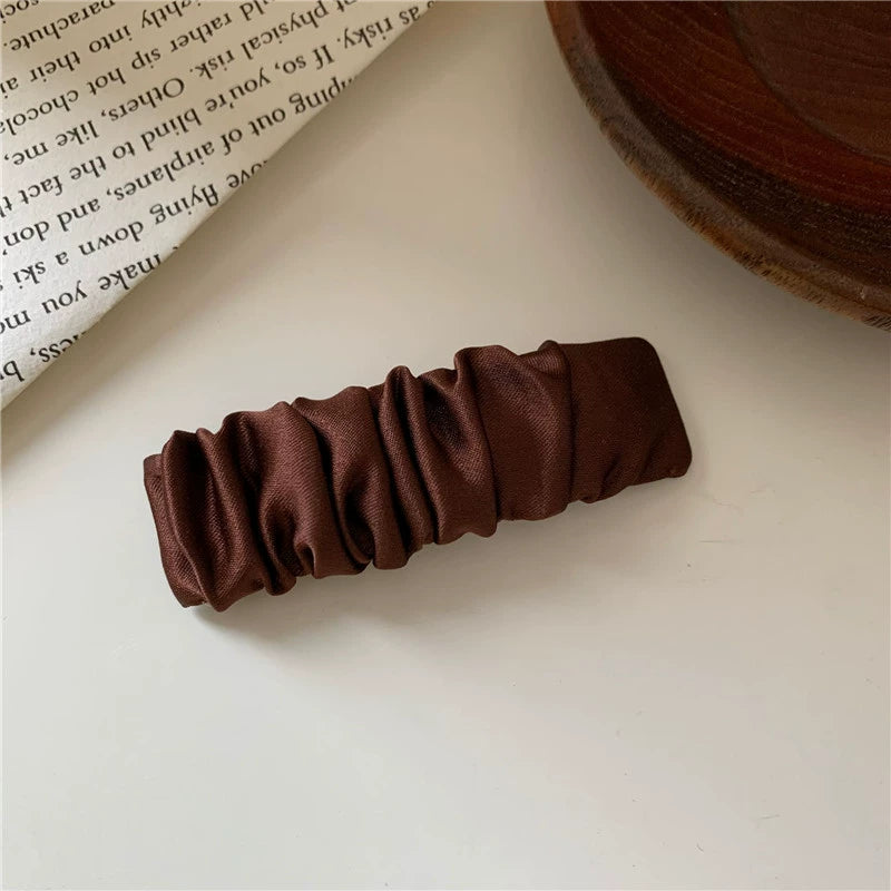 Luci Pleated Bow Hair Clip - Dark Camel [8IUHCOP5]