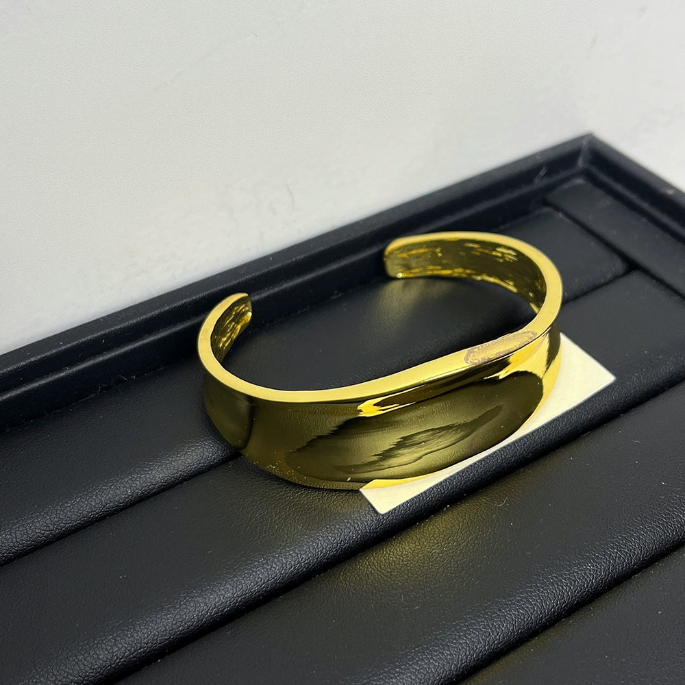 Nainika Asymmetrical Cuff Bracelet - Gold Bracelet [7KLD1625]