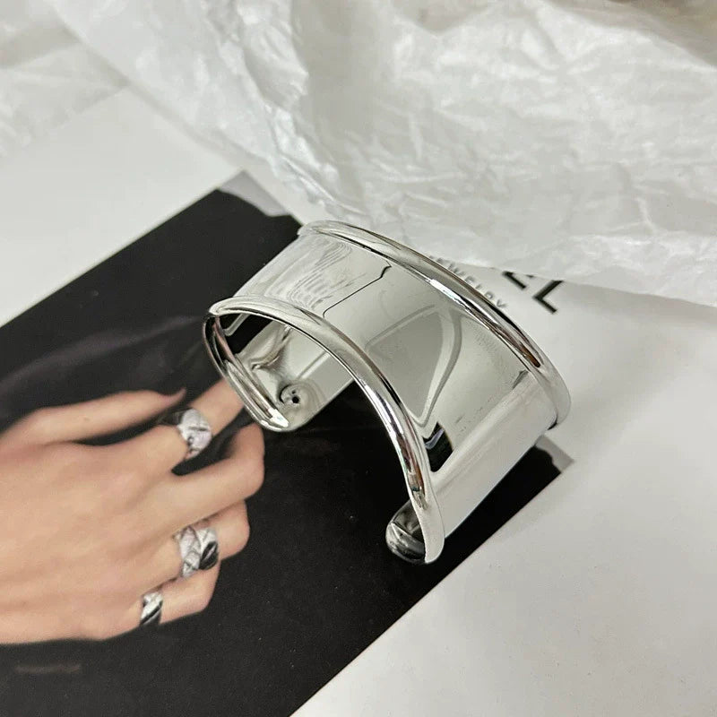 Skylar Wavy Cuff Bracelet - Narrow Bracelet