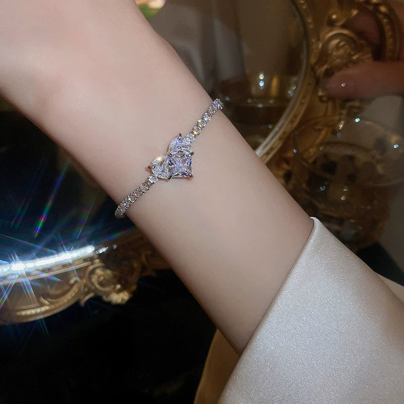 Tylah PavŽ Heart Bracelet - PavŽ Heart Bracelet (White Gold)