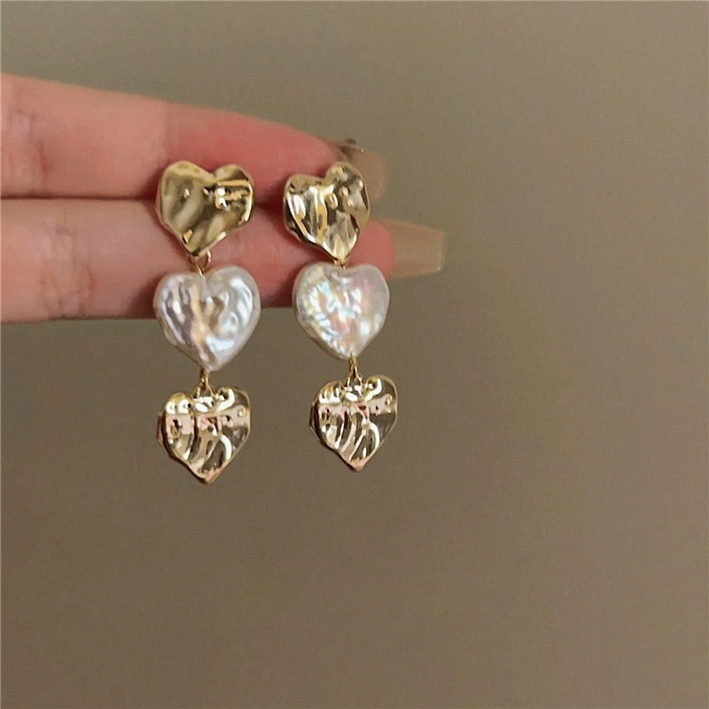 Lara Pearl Heart Earrings - Heart Stud Earring [RJLQDO1D]