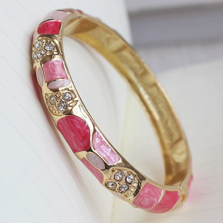 Amarachi Delicate Enamel Bracelet - Pink Geometric