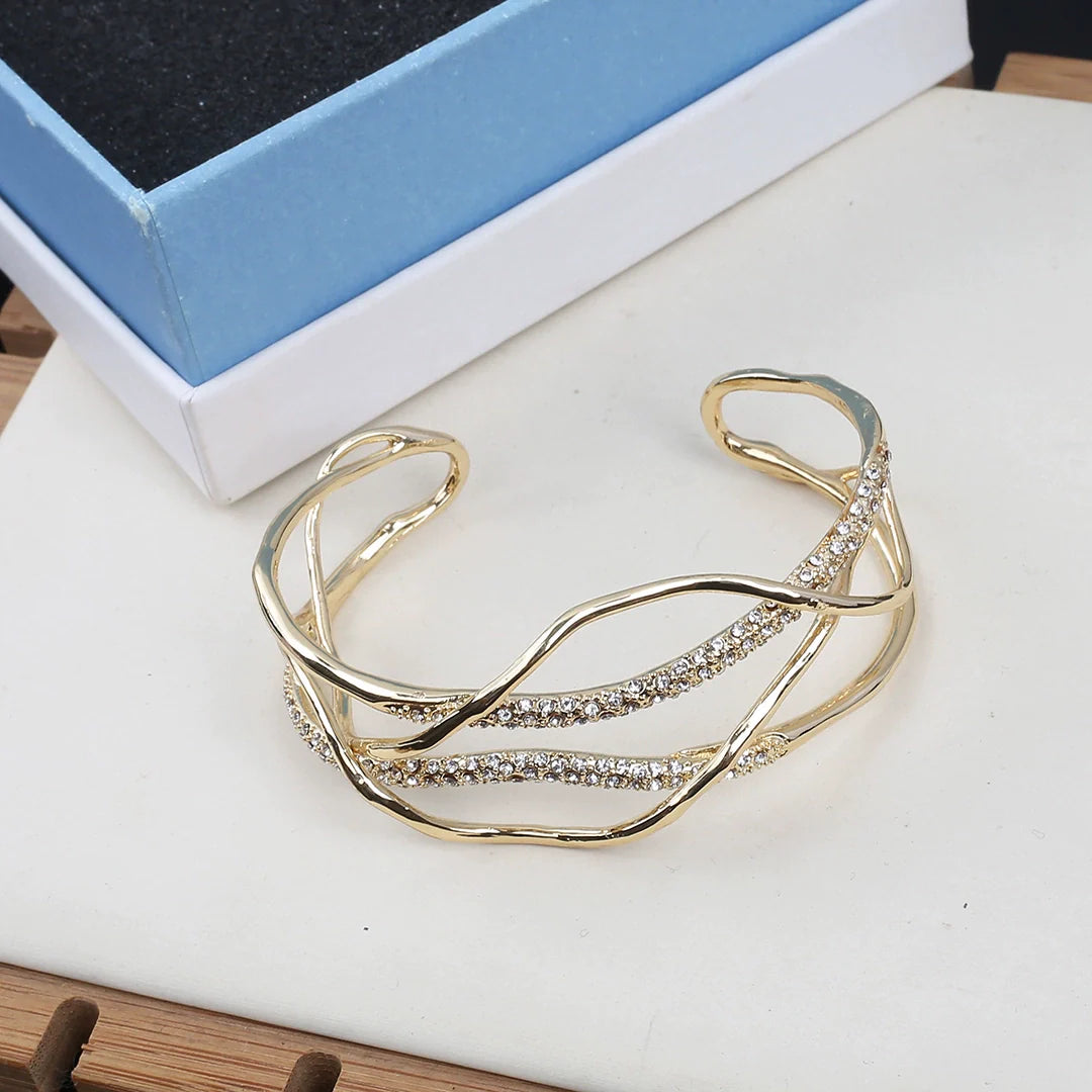 Maelee Twisted Open Cuff - Gold