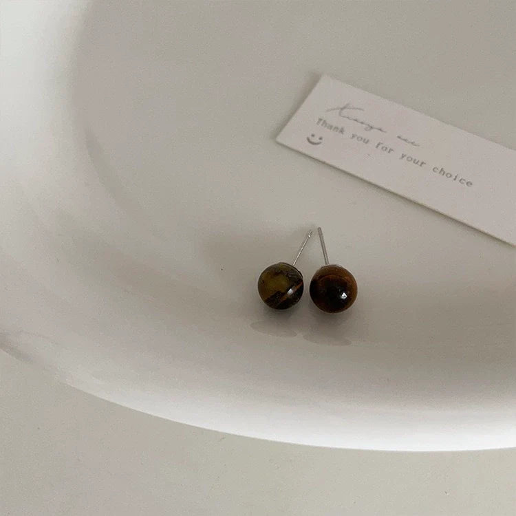 Glory Vintage Amber Eye Studs - Small