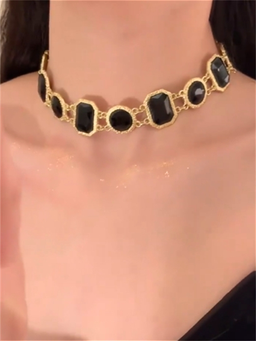 Xaria Grand Crystal Necklace - Necklace