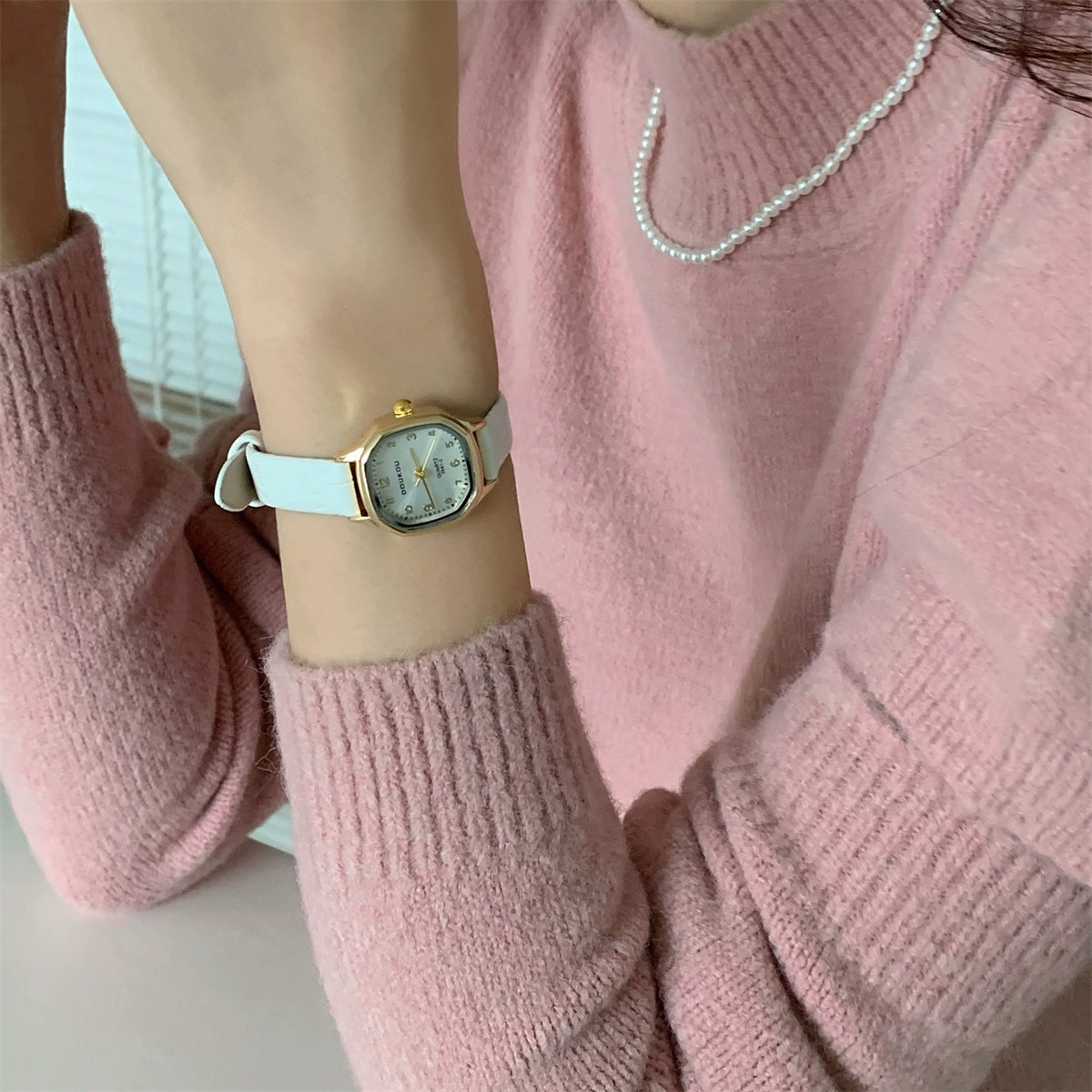 Kahli Minimalist Square Watch - White [U6O8HJFV]
