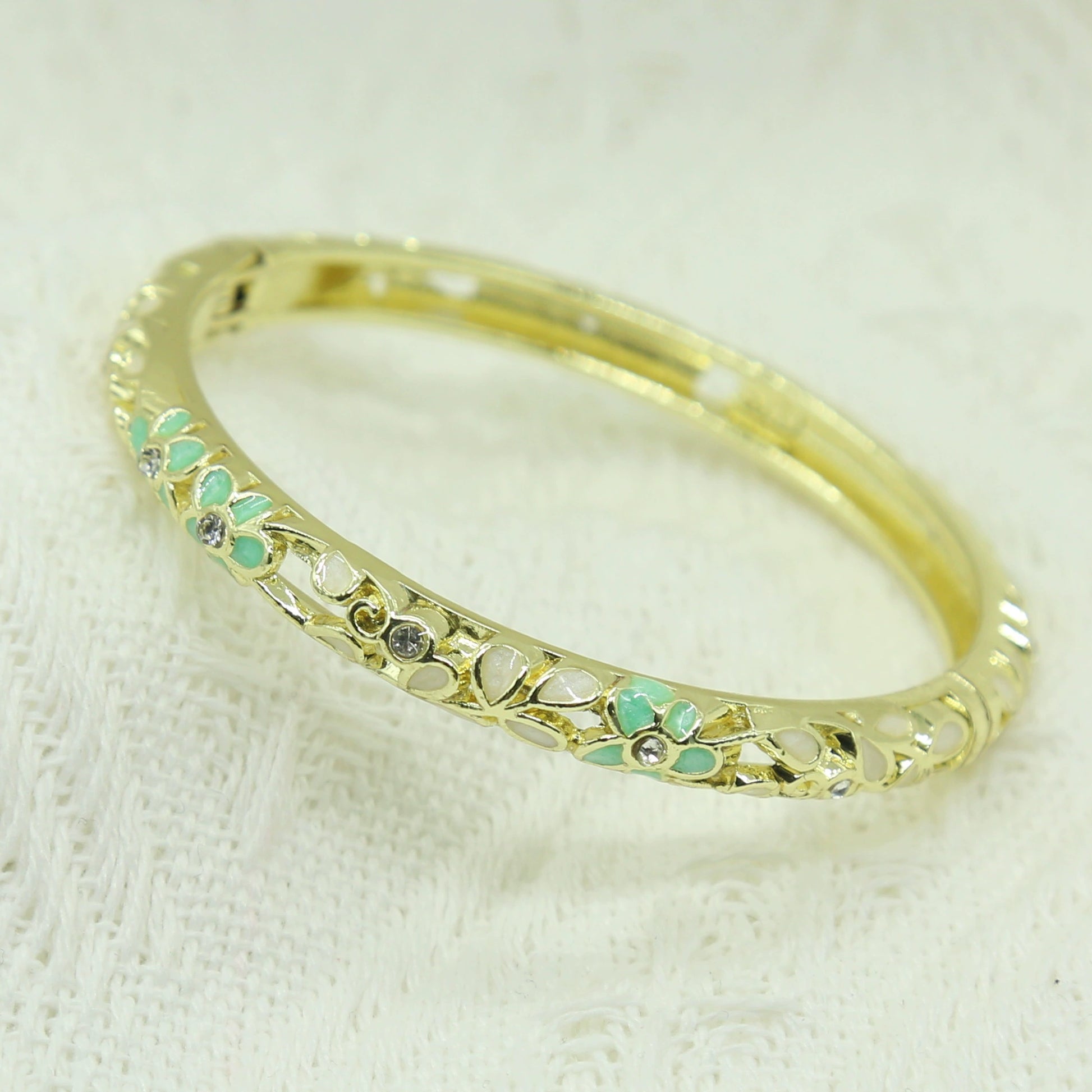 Adrianna Cloisonné Enamel Bracelet - Grey Green [IS45O40F]