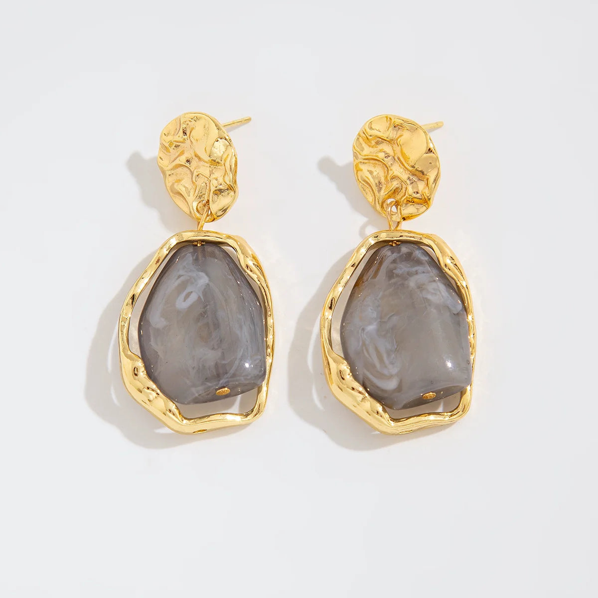 Truth Irregular Acrylic Earrings - Grey