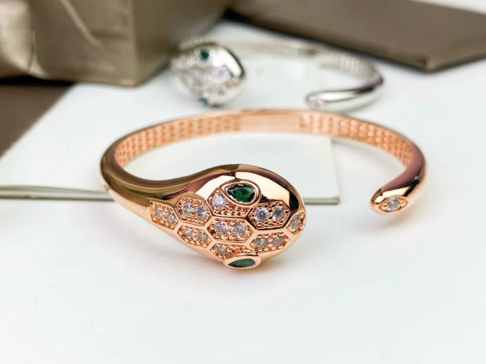 America Diamond Serpent Bracelet - Rose Gold Head-Tail Diamond