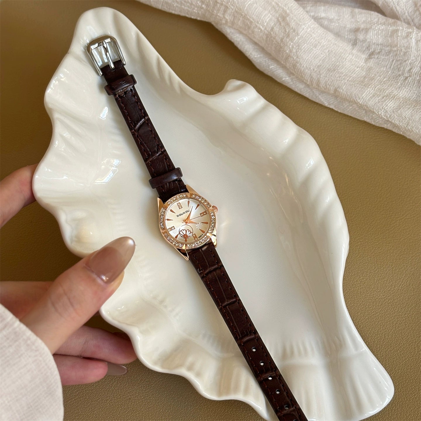 Deeksha Camellia Quartz Watch - Coffee Strap [712EYYTV]
