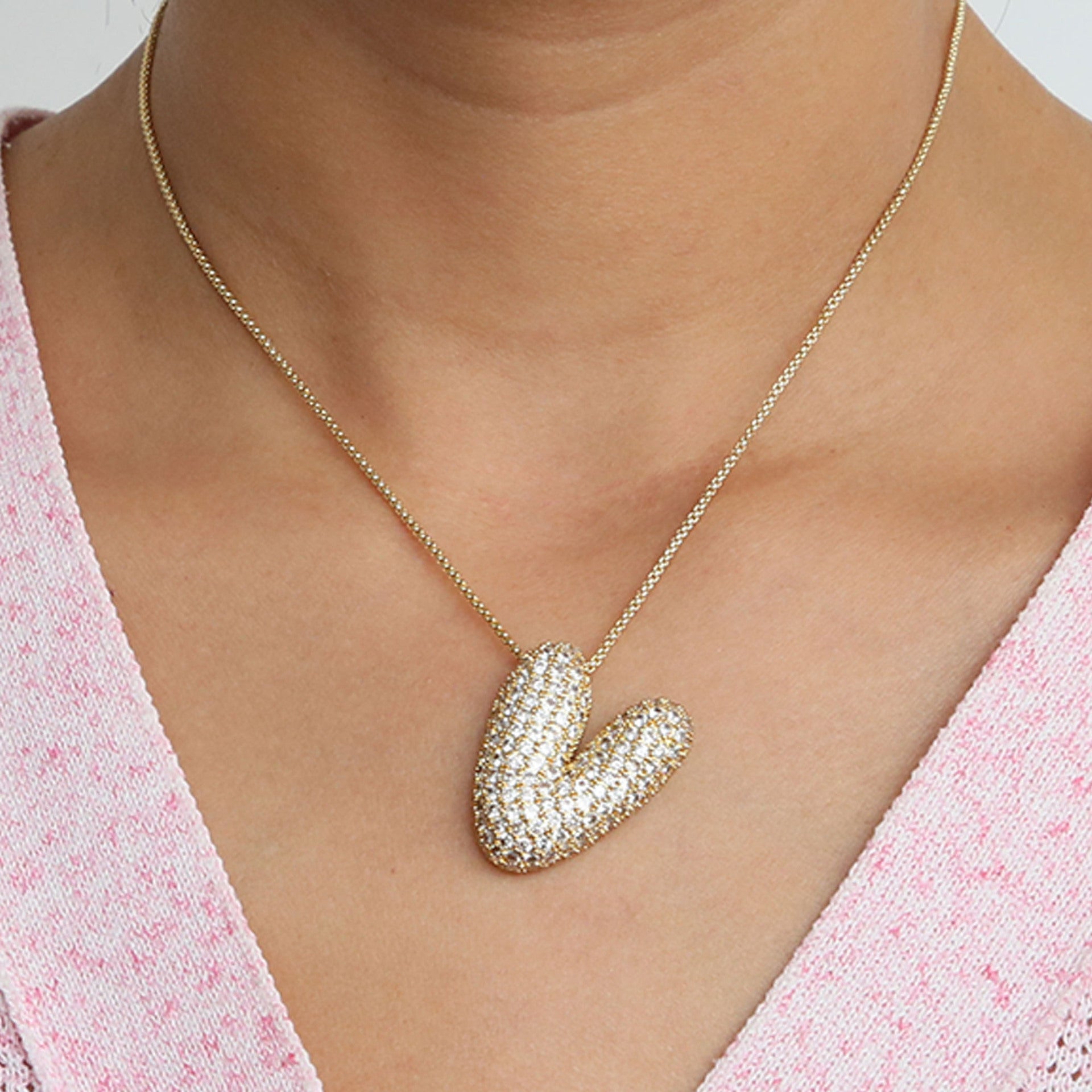Laiba Bubble Initial Necklace - V [HMZDRE22]