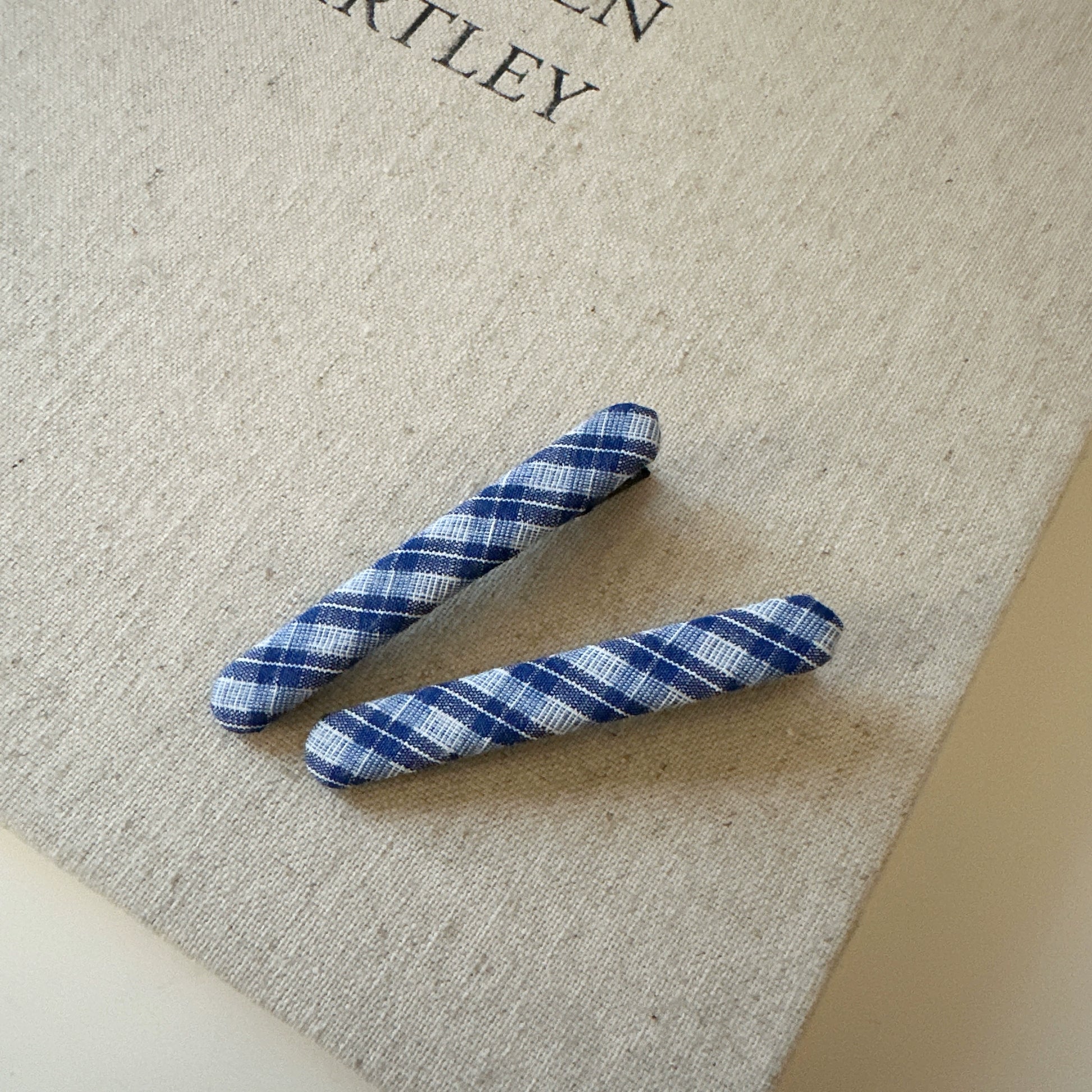 Annah Plaid Fabric Hair Clip - Plaid Barrette (Pair) [UMOBZJW8]