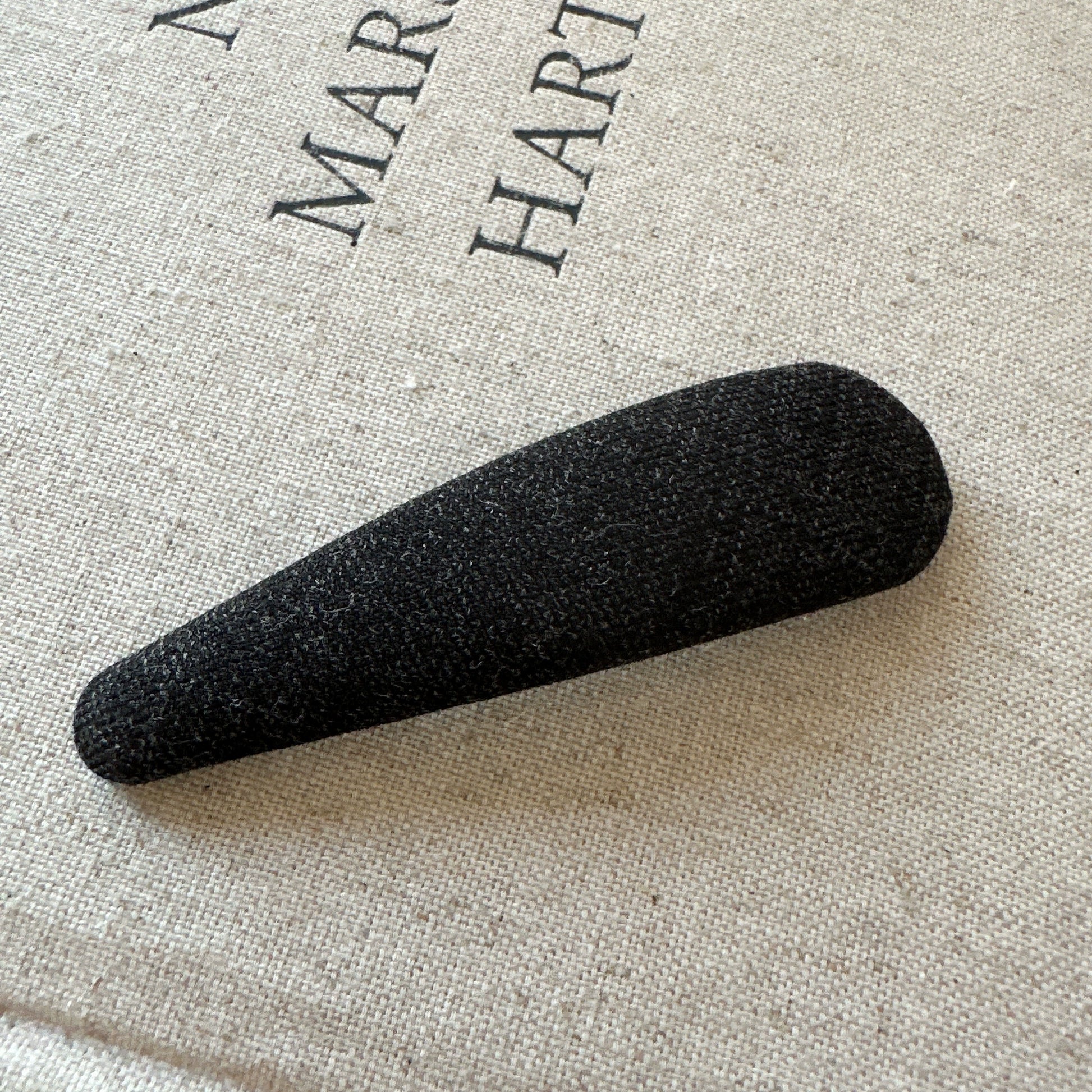 Yelitza Minimalist Fabric Hair Clip - Black Water Drop (Single) [6MF4KTE5]
