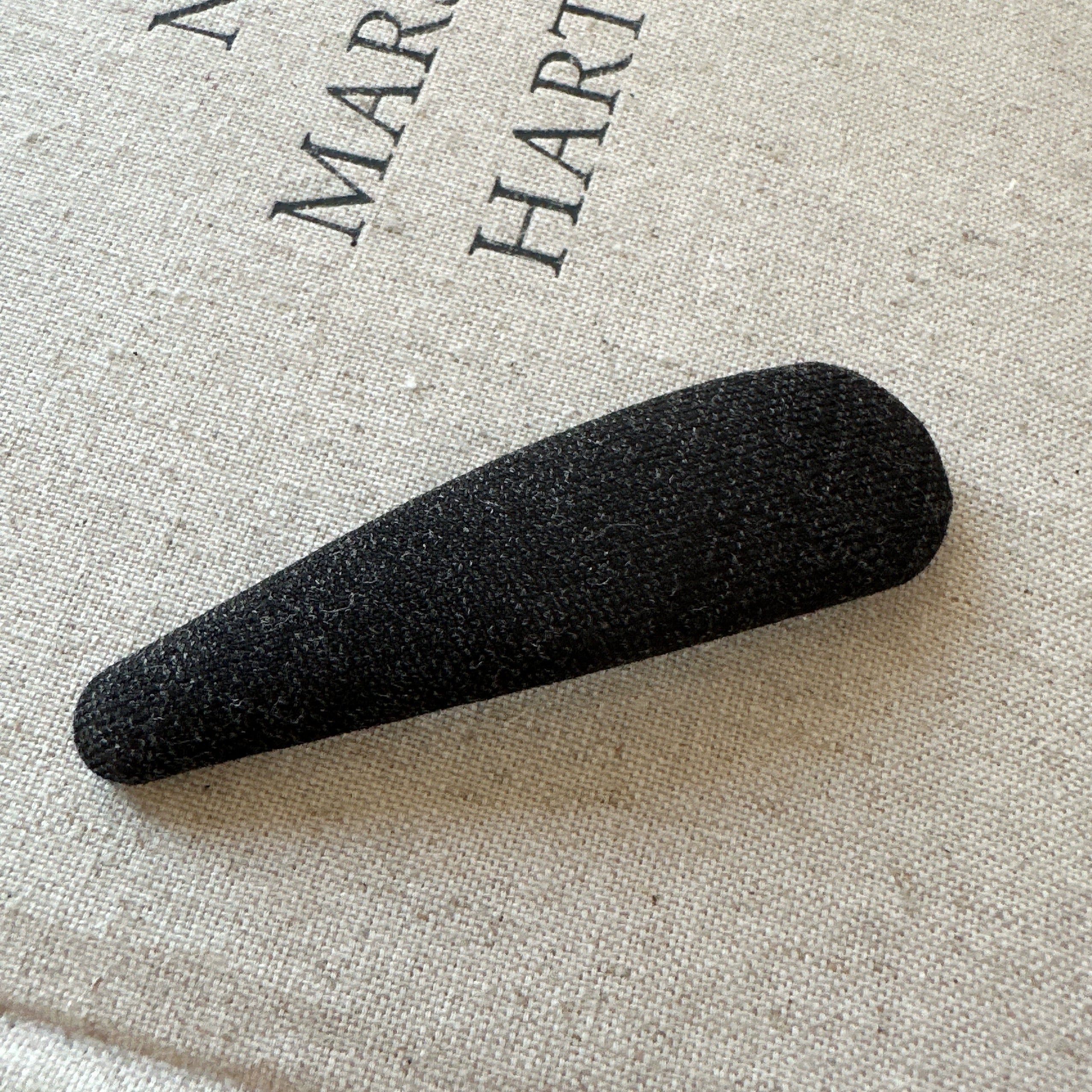 Yelitza Minimalist Fabric Hair Clip - Black Water Drop (Single) [6MF4KTE5]