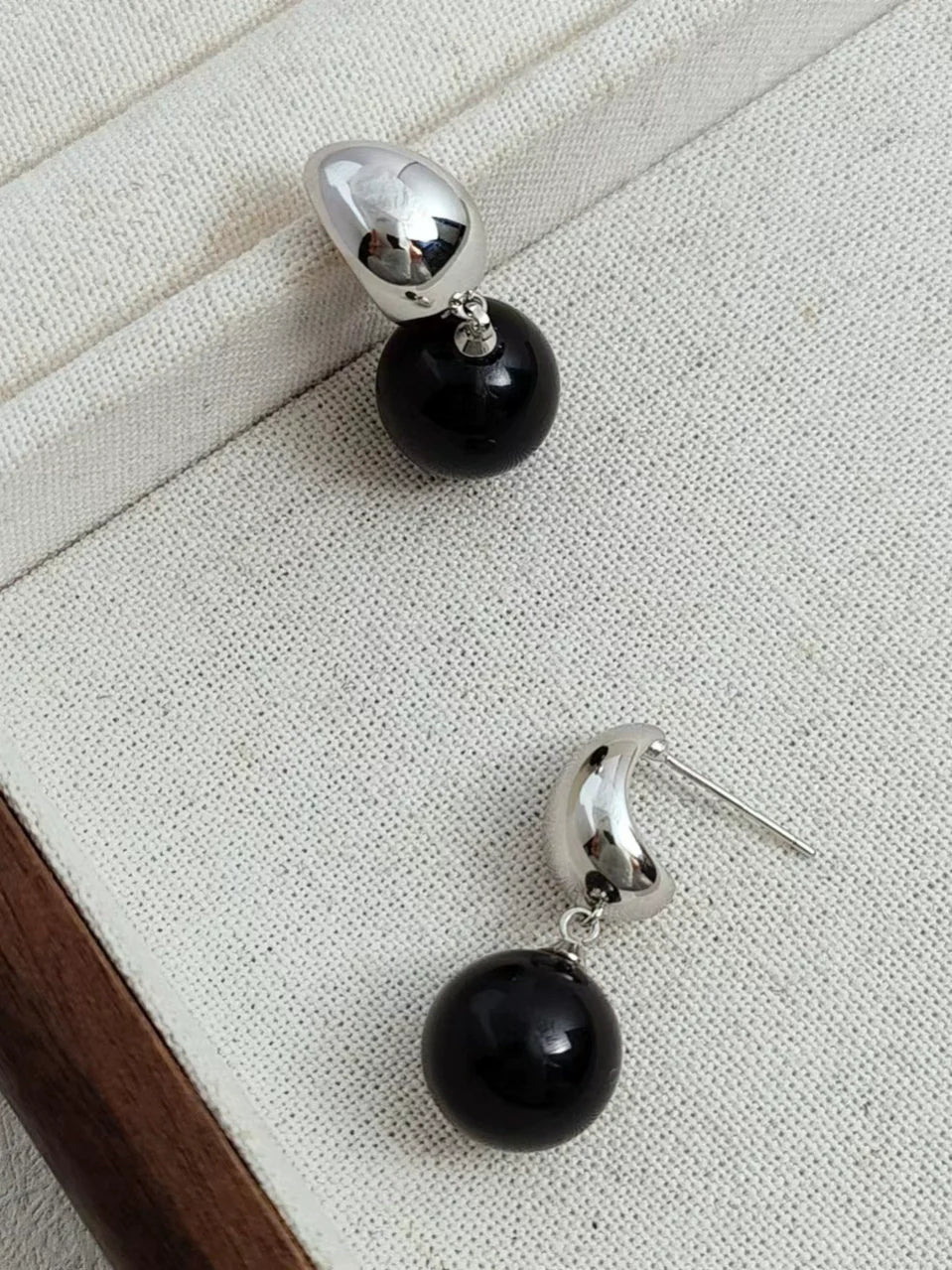 Farryn Onyx Pearl Drop Earrings - Black Onyx