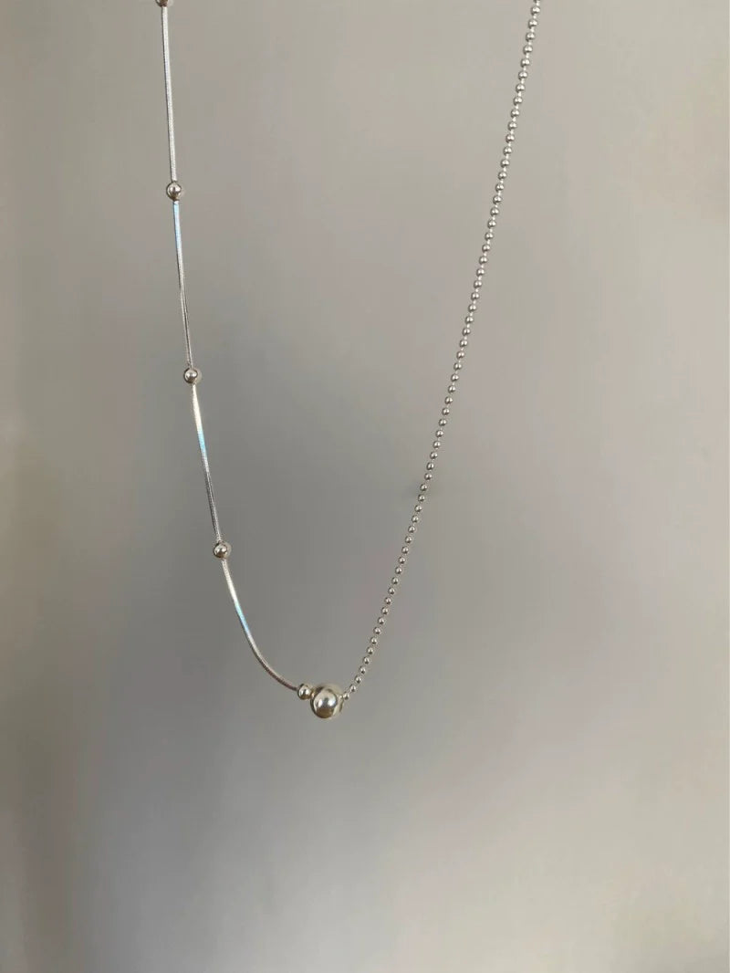 Aiden Asymmetric Bead Necklace - Eco-friendly Copper Plated White Gold