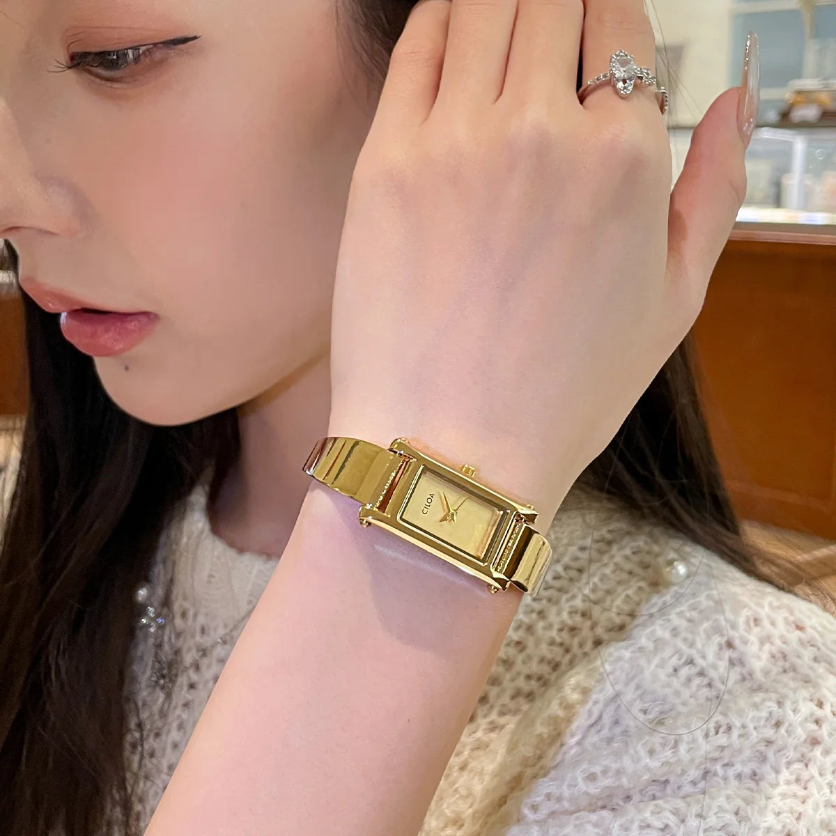 Aishah Rectangular Bracelet Watch - Vintage Gold