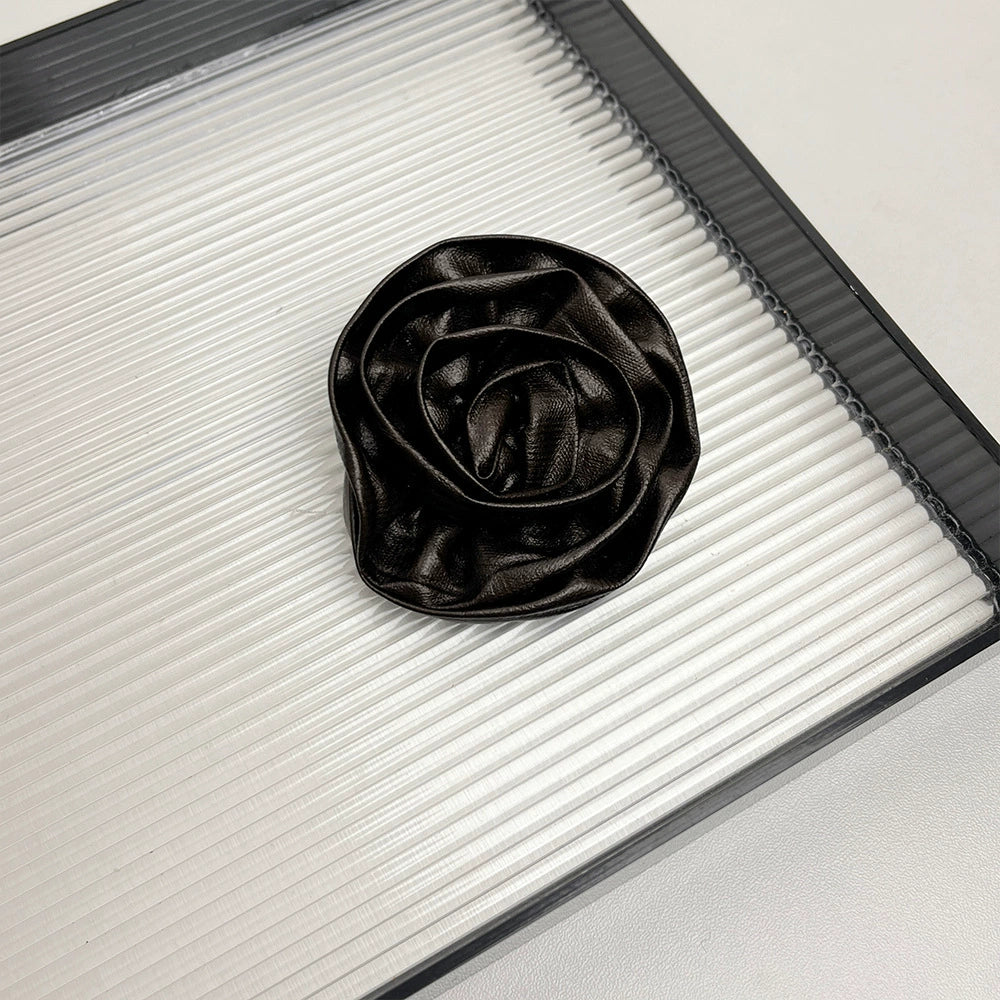 Liba Sculpted Leather Rose Brooch - Brown-Black Leather Flower Brooch [YOAO4XQL]