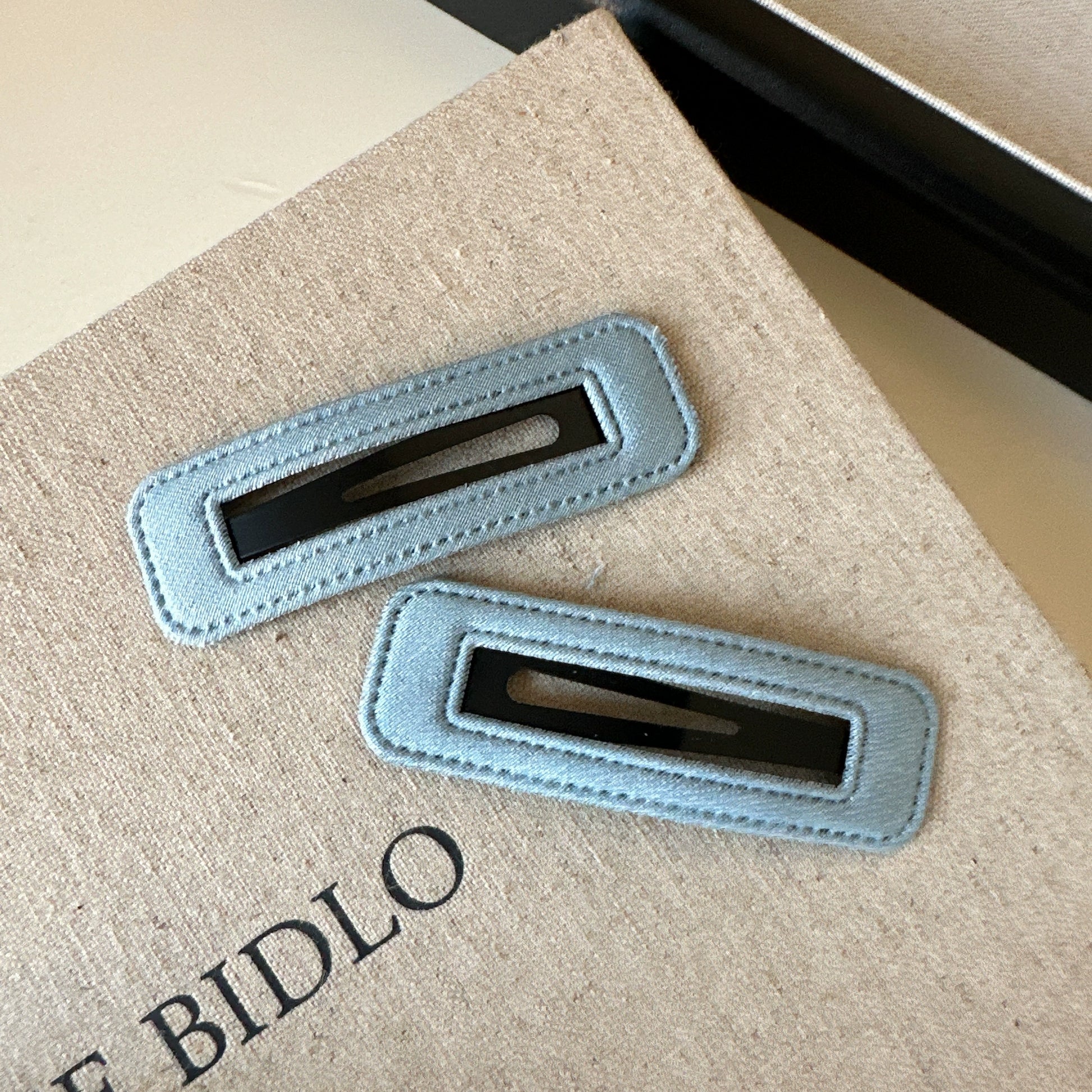 Ruqayyah Denim Shaped Hair Clips - Blue Square (Pair) [SJK5REAJ]