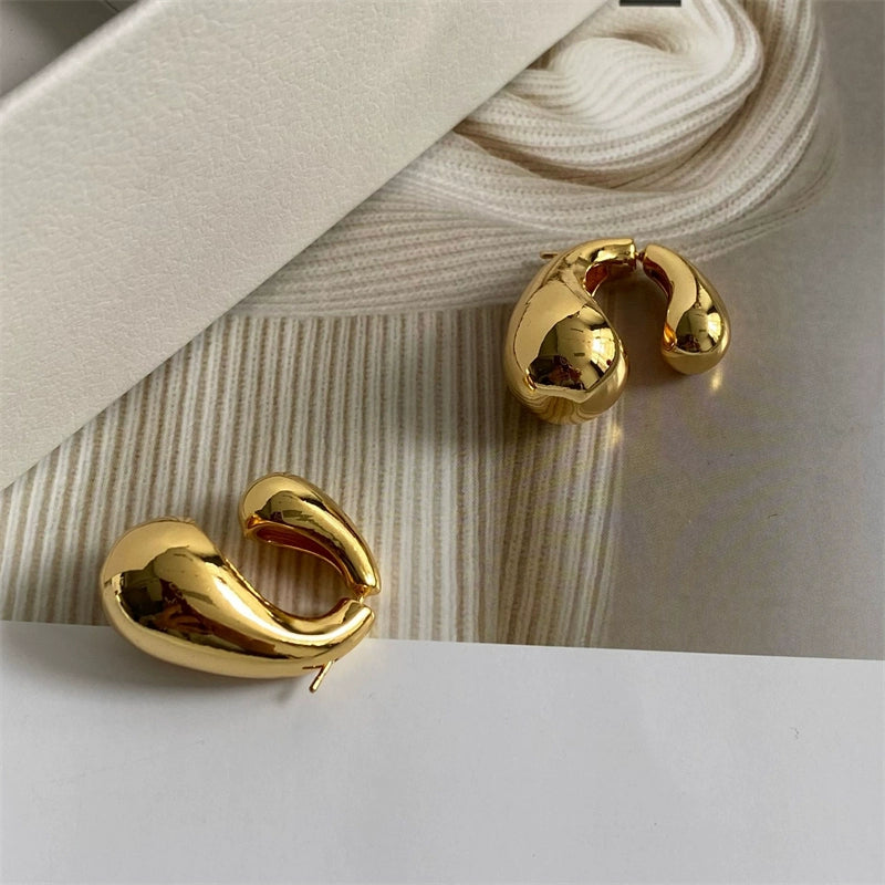 Chloe Sculptural Drop Earrings - Gold Pair [Z6LEQEEA]