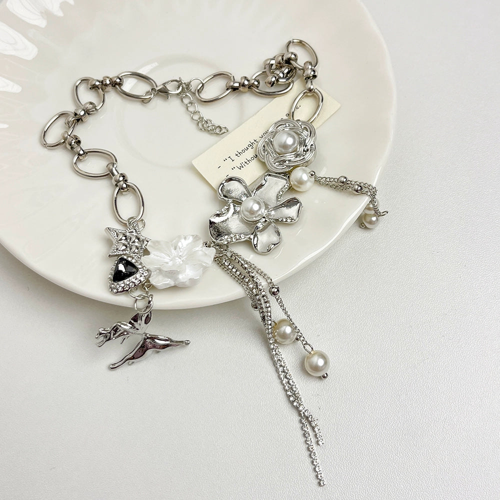 Anaiyah Pearl Butterfly Choker - Featured Necklace Style [J7F9RPVC]