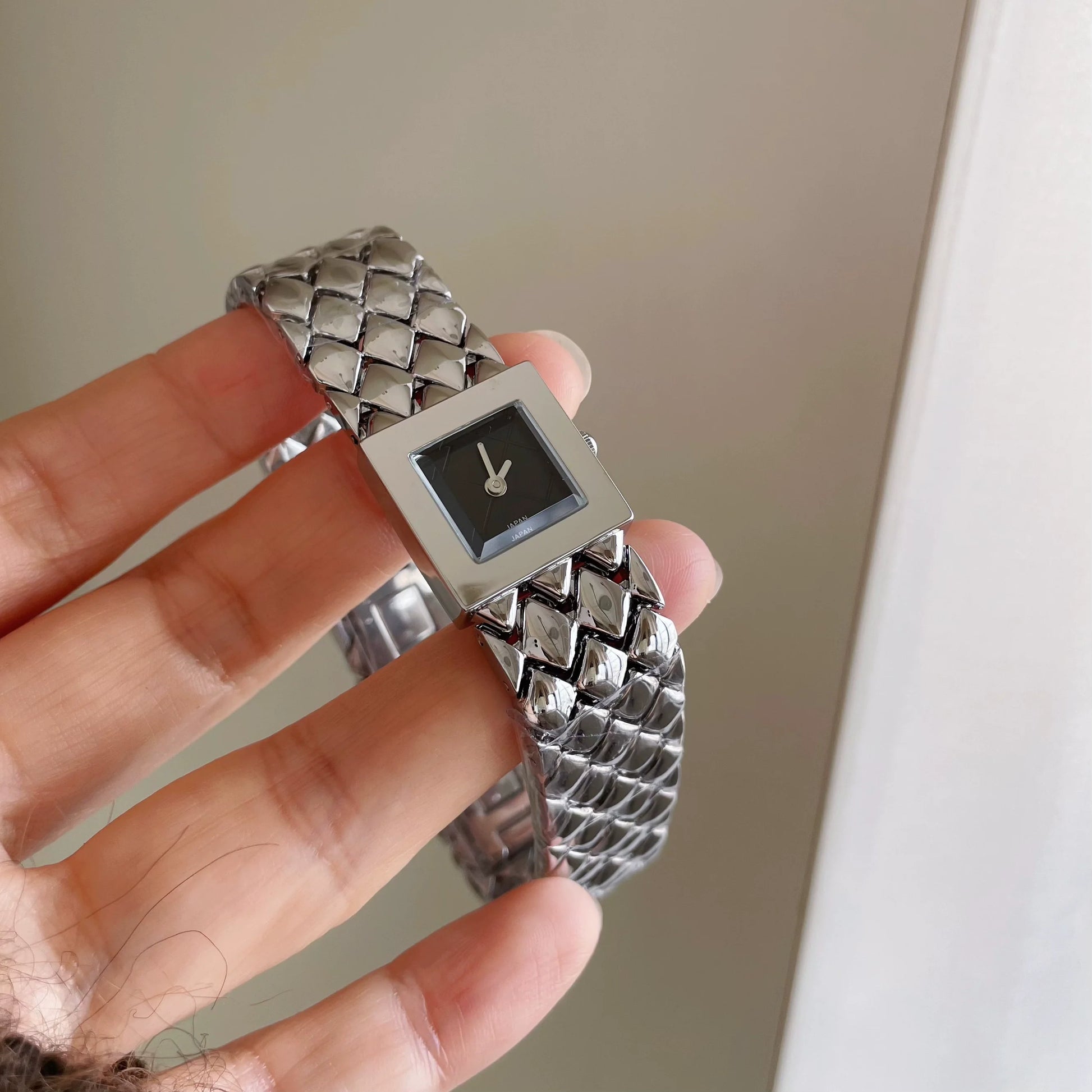 Nour Vintage Square Watch - Metal Strap Silver