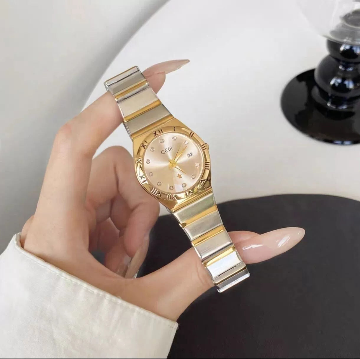 Noah Luxe Steel Watch - Gold