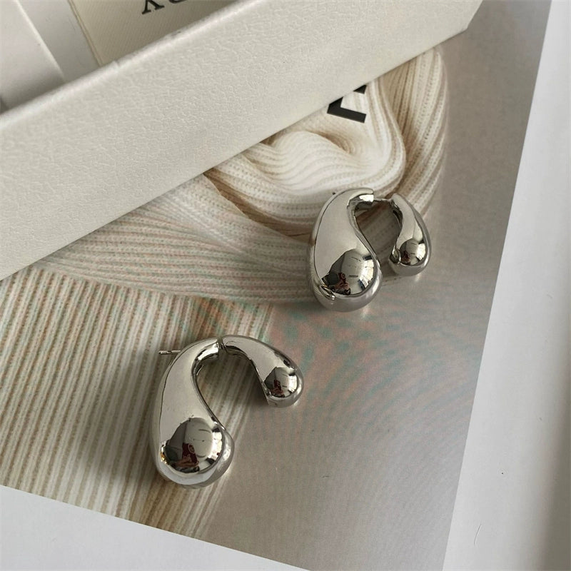 Chloe Sculptural Drop Earrings - Silver Pair [6RQ0WC4J]