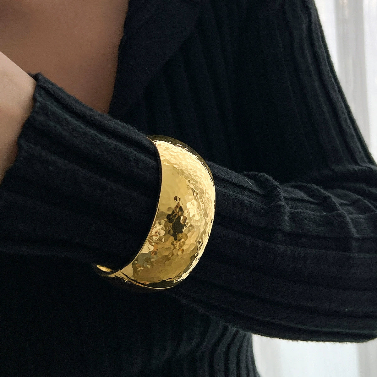 Janylah Liquid Metal Bracelet - Style 06 Gold Bracelet [AQJ42F8M]