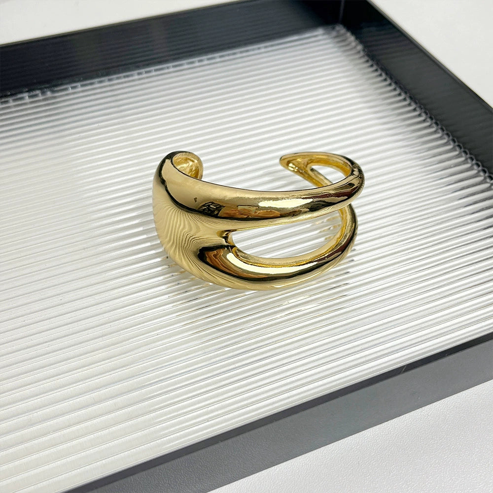 Damiyah Metal Cut-Out Cuff - Gold Bracelet [X09XNI3H]