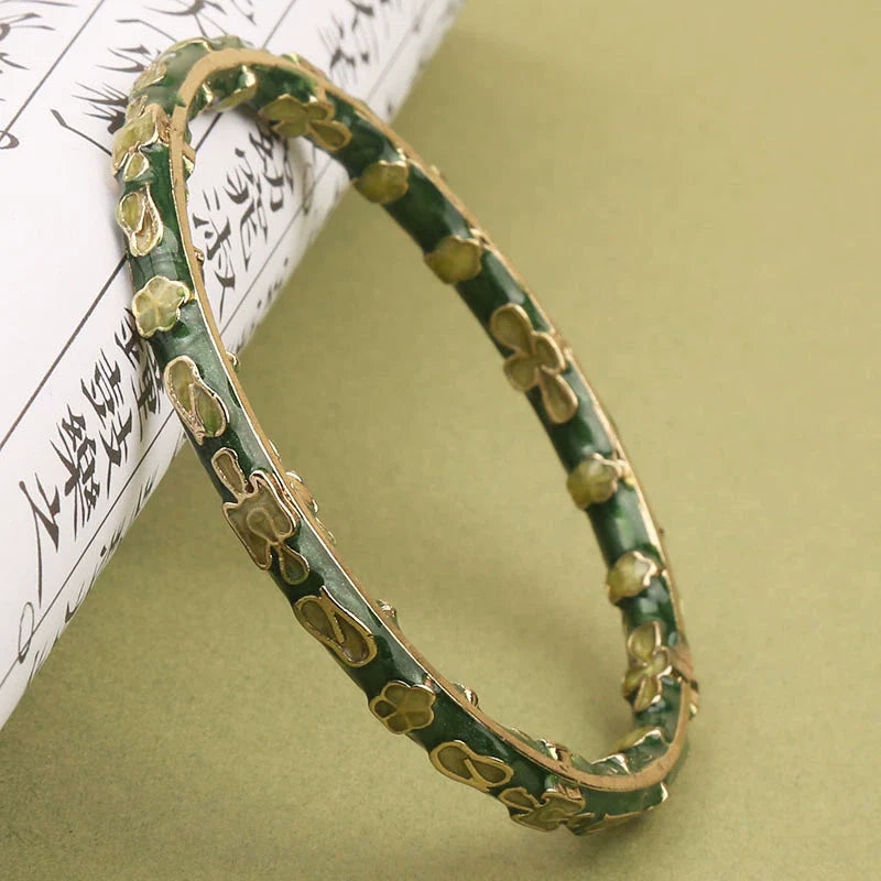 Pilar Enamel Floral Bracelet - Green Base Blue Flower