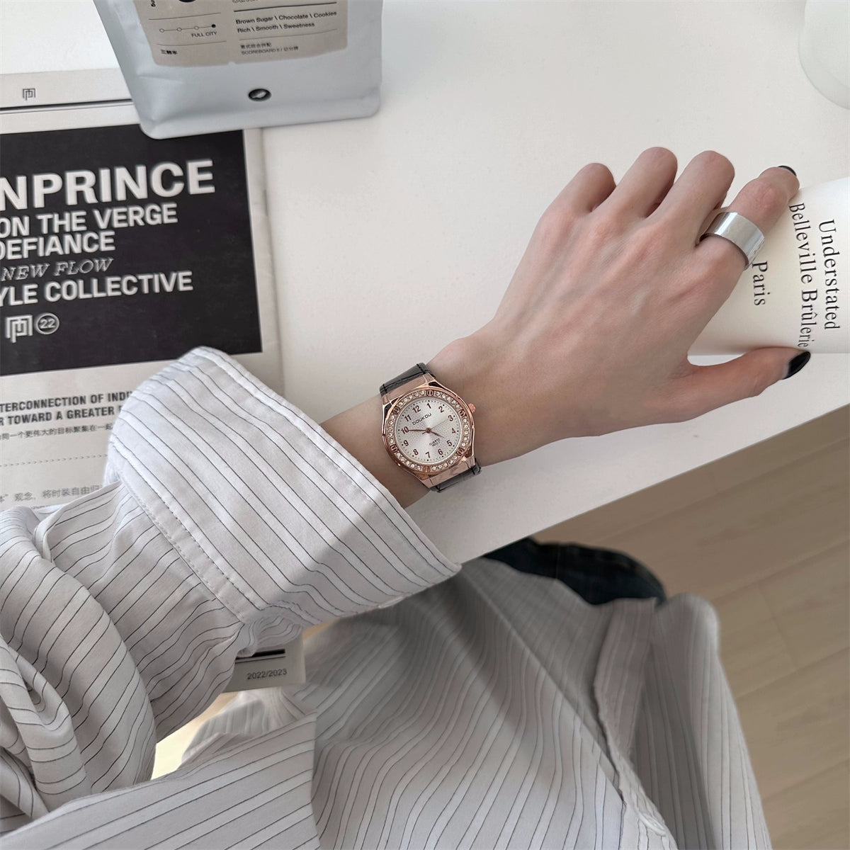 Jaicee Minimalist Quartz Watch - Black [9W63ACTH]