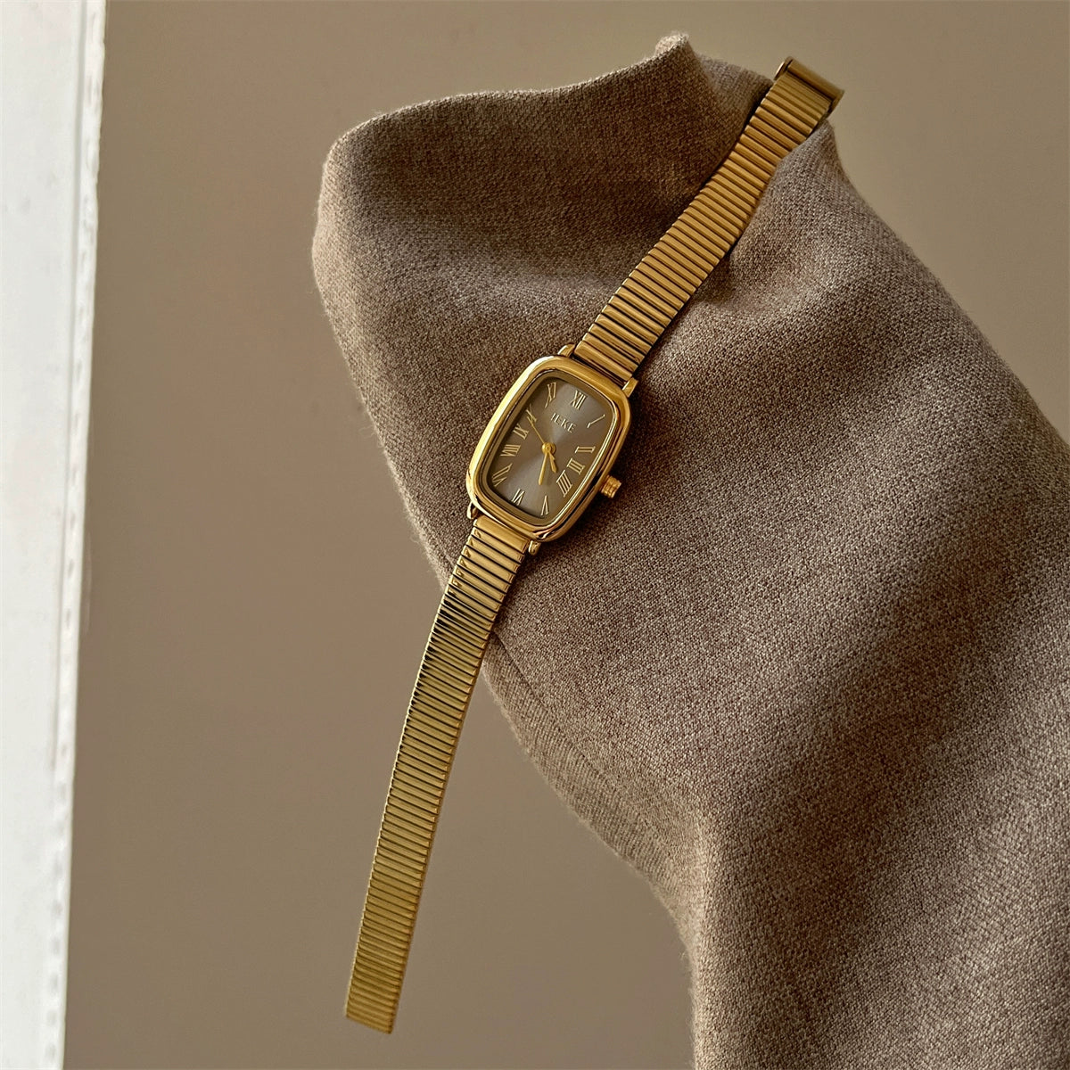 Prudence Elegant Bracelet Watch - IEKE88298 Square Oval Gold/Gray [DWJKB5DM]