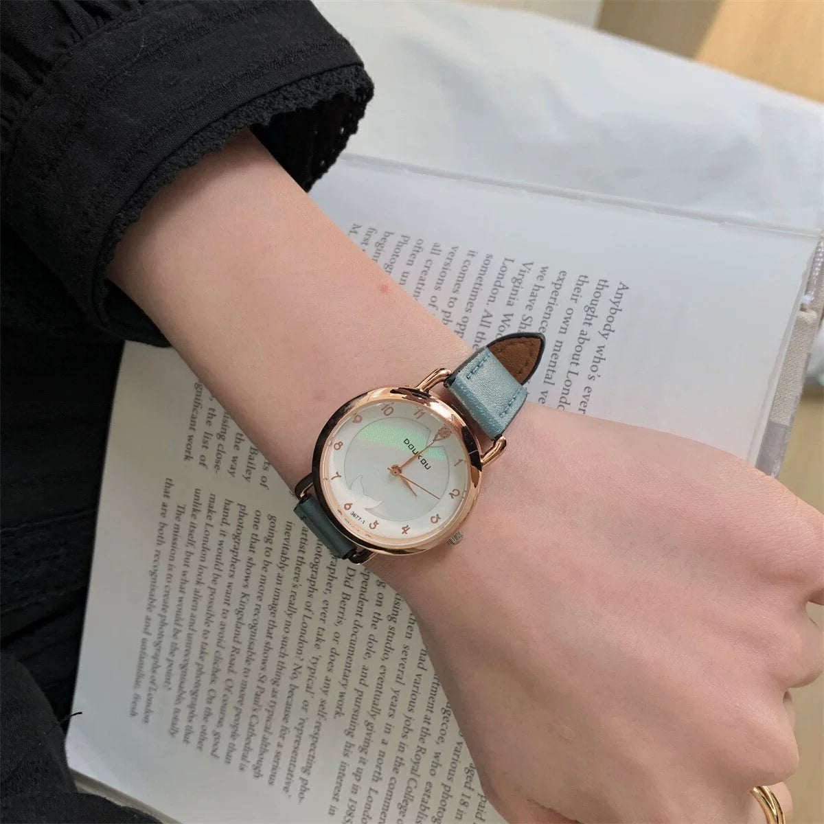 Nico Iridescent Shell Face Watch - Blue Strap [W2UEMY1I]