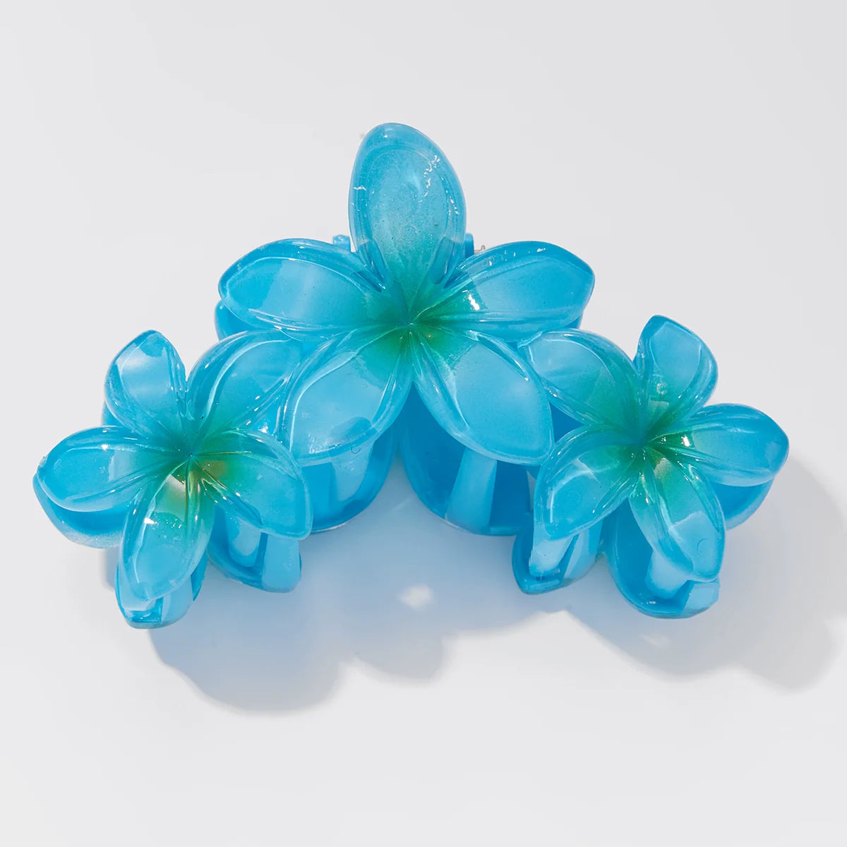 Saskia Gradient Plumeria Claw Clip - Blue