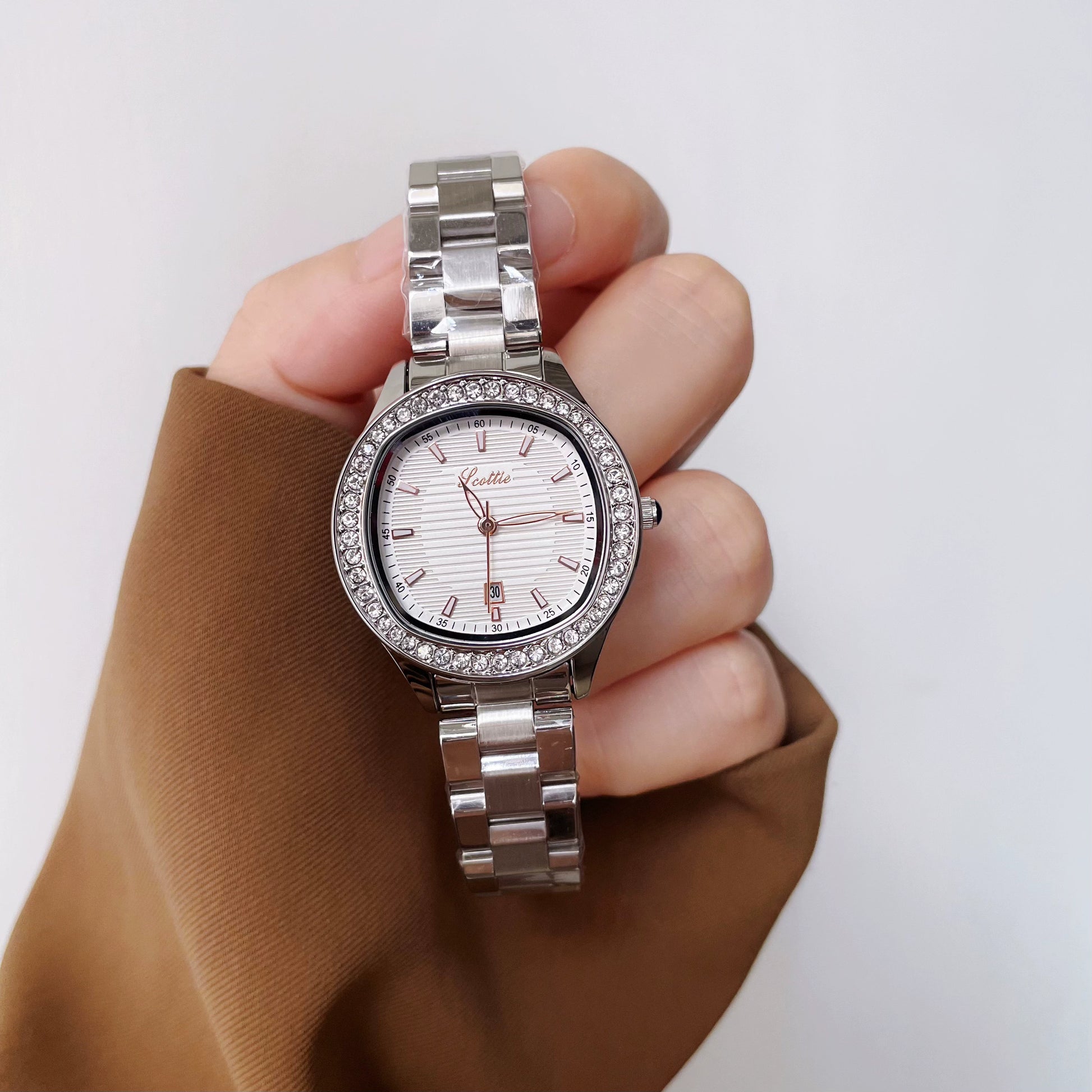 Sia Pave Nautilus Watch - Silver Band White Dial [WH6REDNC]