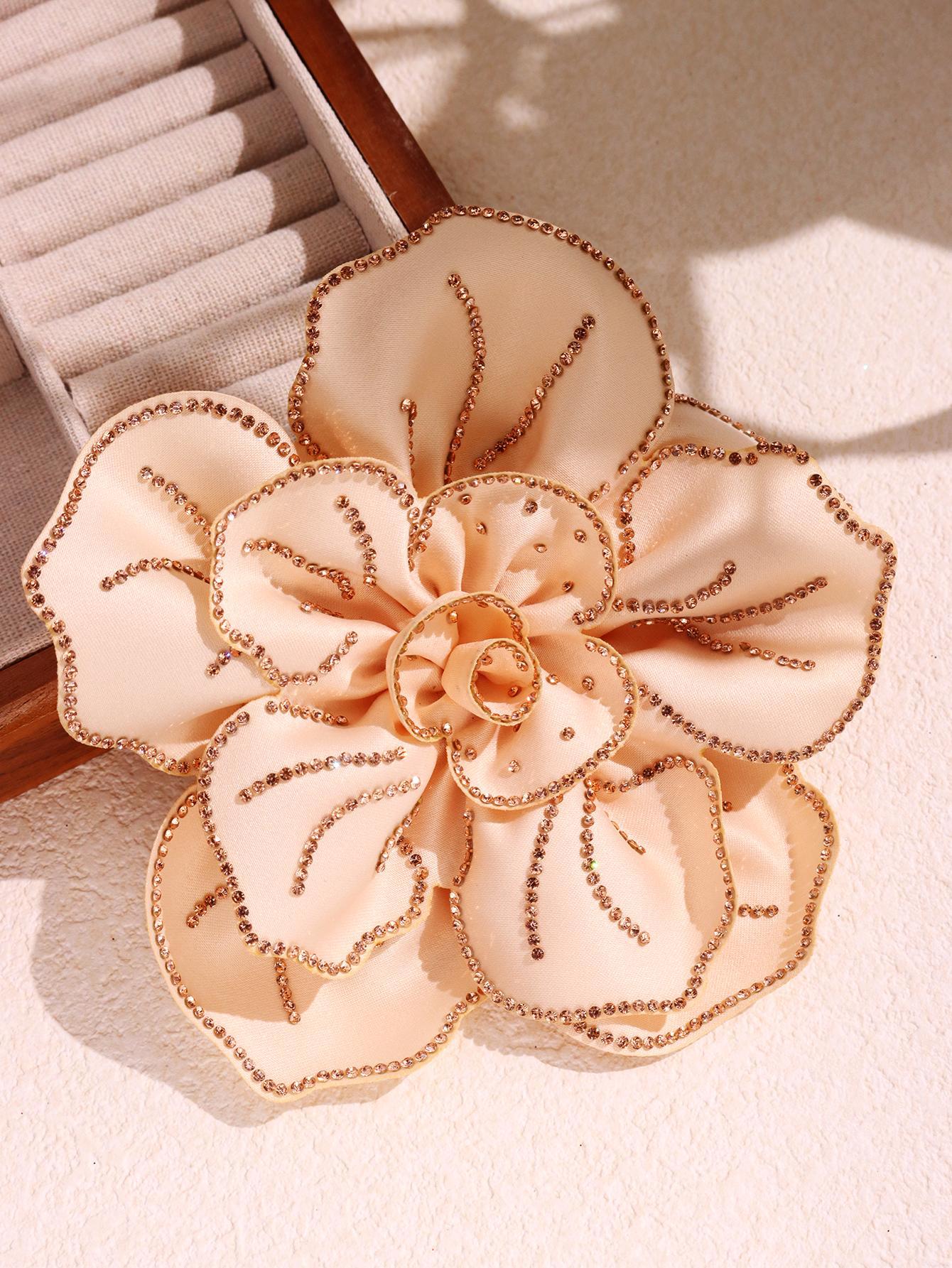 Jovanna Embellished Floral Brooch - E [S8OW4OAY]