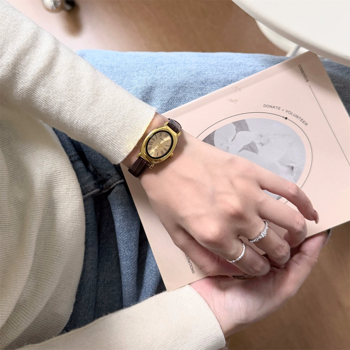 Cataleyah Vintage Oval Watch - Brown Strap, Gold Frame, Gold Dial [U8G2GSQ7]