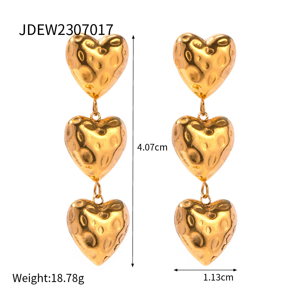 Akari Sculpted C-Hoop Earrings - Gold Tone [XTM6A6R6]