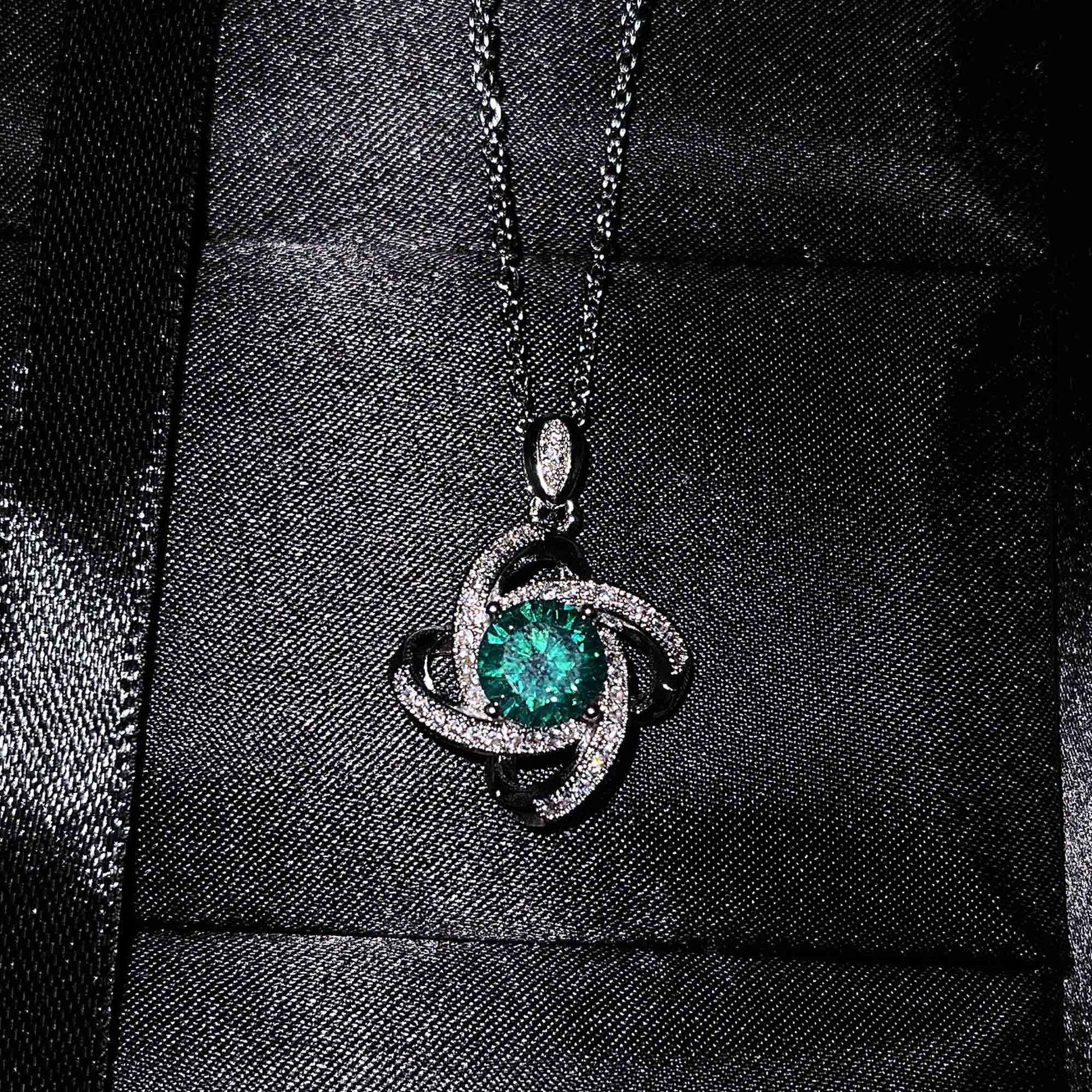 Gertrude Simulated Diamond Heart Necklace - Option 16: 2 Carat Pendant (Chain Not Included) [12MN9UO8]