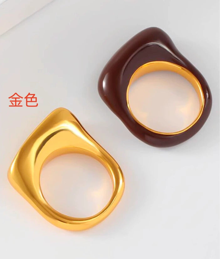 Porter Sculptural Enamel Ring - Gold [YBE4TTD8]