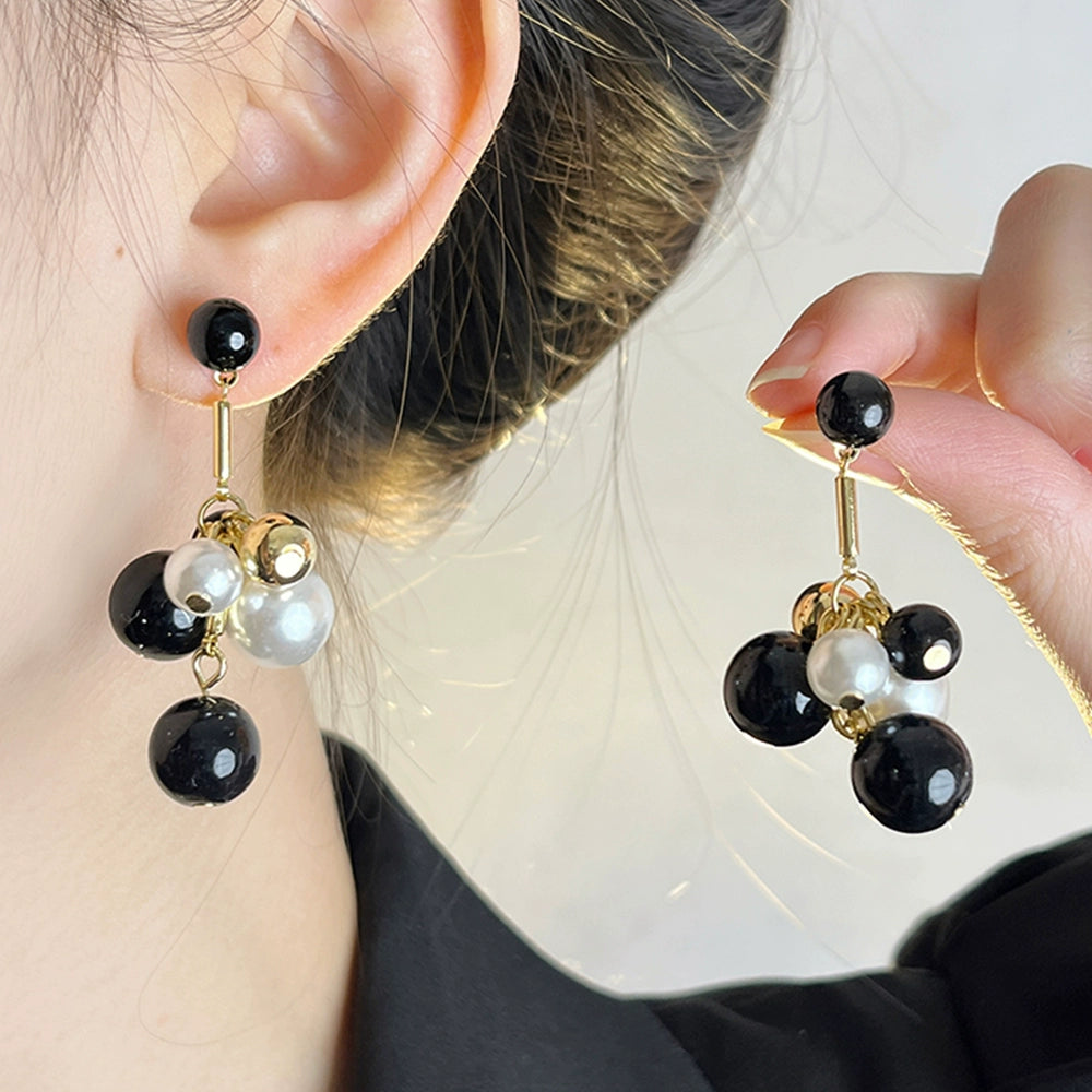 Dua Beaded Grapevine Earrings - Pair of Earrings [UMLE7BPJ]