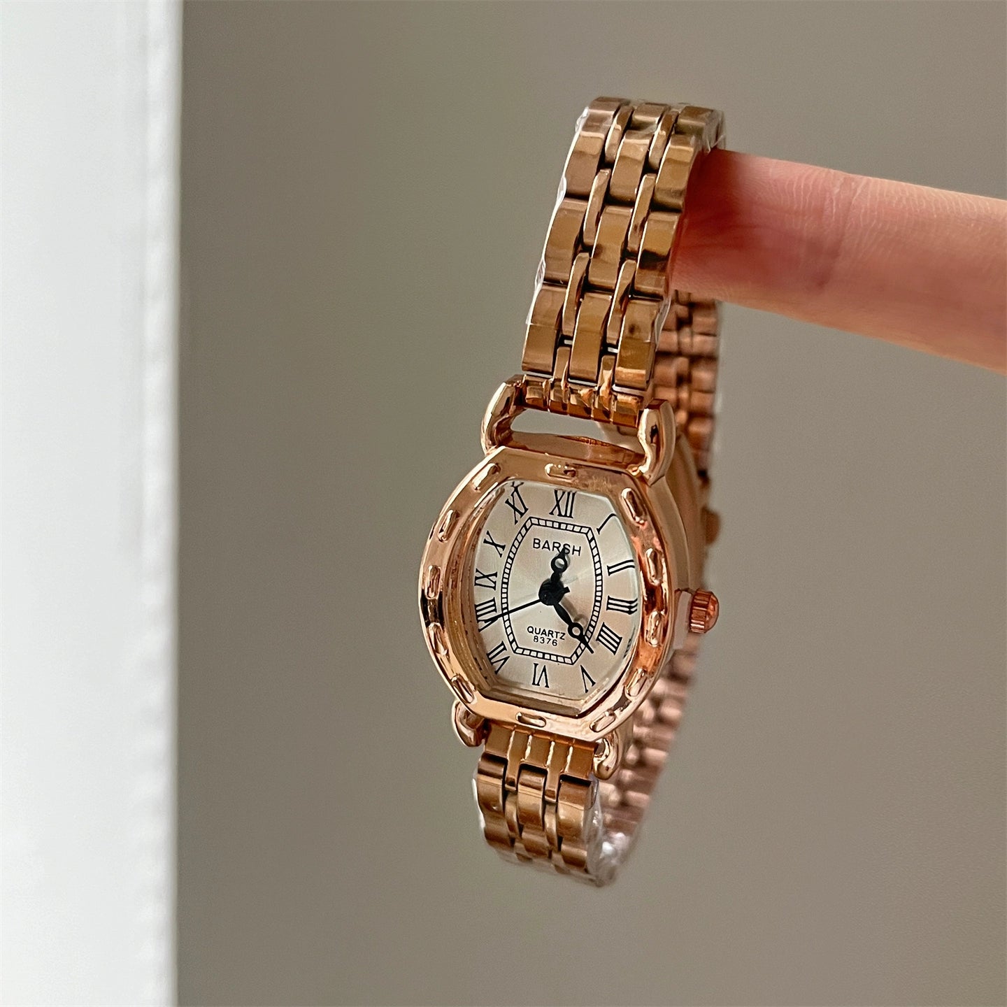 Aaryn Delicate Barrel Watch - Rose Gold Band White Dial (Roman) [1HSIIV74]