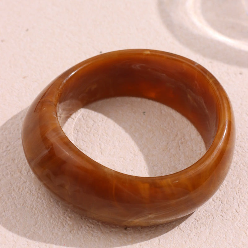 Rylin Marbled Resin Bangle - Solid Coffee Marbled [P8KKVMQQ]