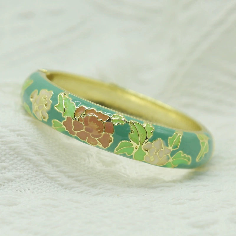 Jariah Peony Cloisonné Bracelet - Grey Green [JGRTH1C4]