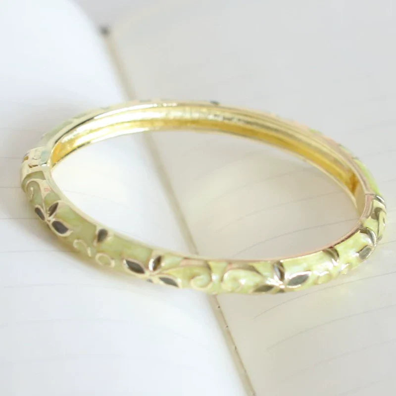 Xaria Clover Enamel Bangle - Cyan Green