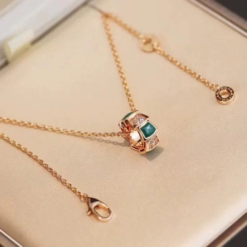 Shahd Serpent Charm Necklace - Rose Gold Malachite