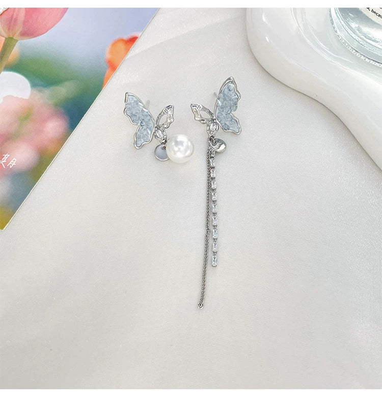 Sunnie Butterfly Crystal Drop Earrings - Ear Clips Pair [B5TH1MF3]