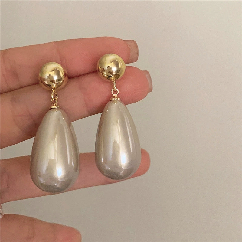 Carmyn Teardrop Pearl Earrings - Champagne [M768FM8Z]