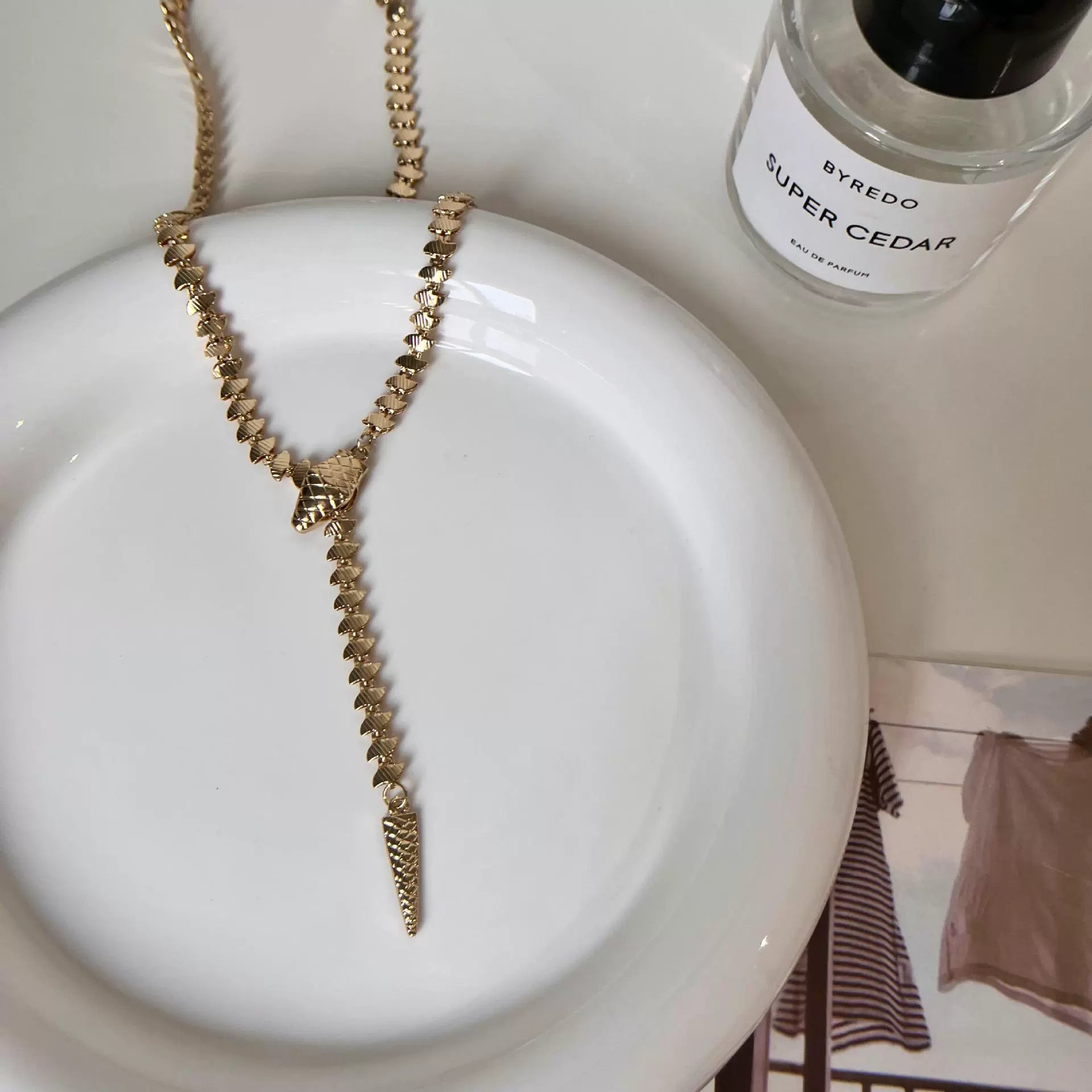 Jaidah Snake Choker Necklace - Gold Snake Necklace
